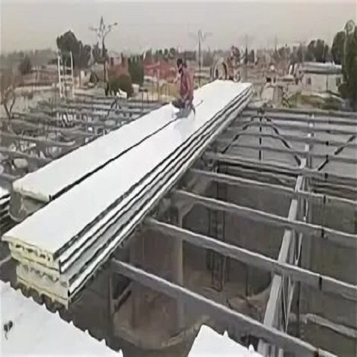مراحل تعمیر سقف شیروانی